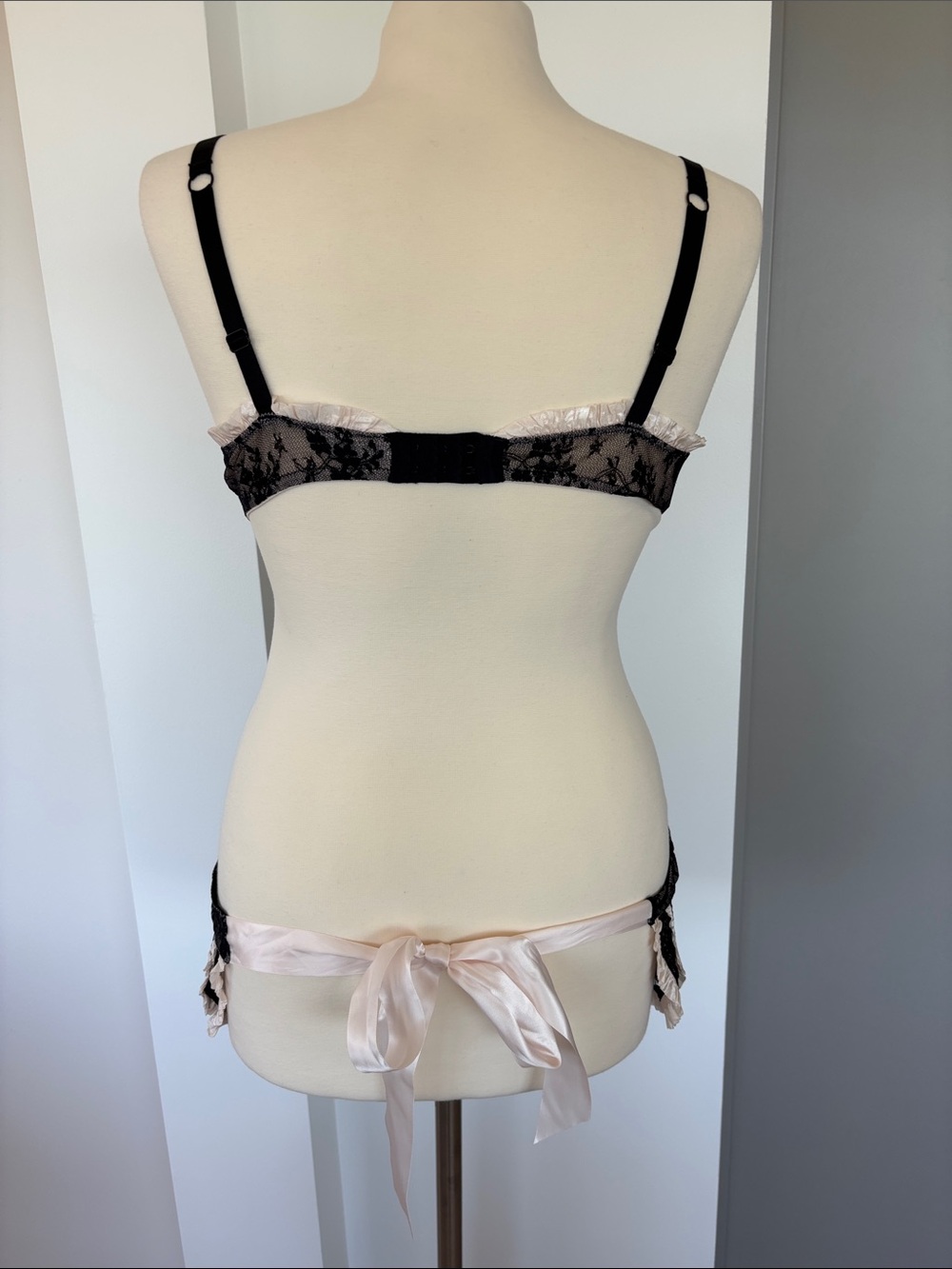 Victoria’s Secret French Maid lingerie - Picture 8 of 11